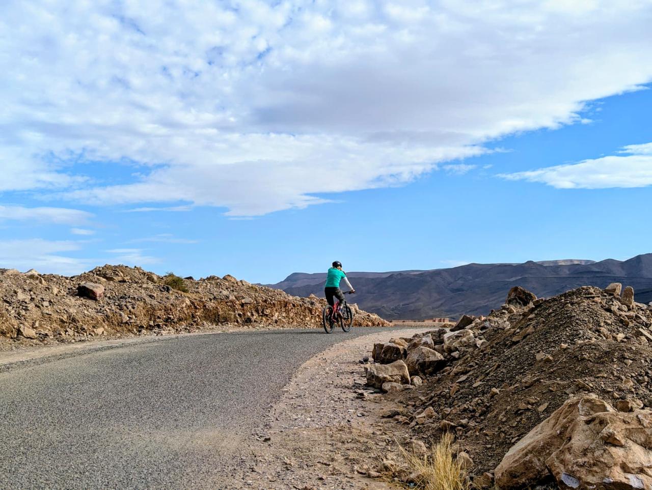 Villa des Orangers outdoor dining, Morocco